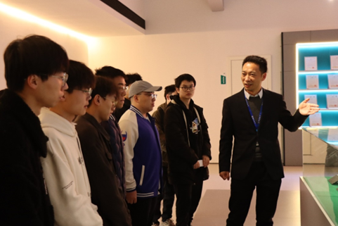 240328 嘉兴大学访问恒业电子开云(中国)稿图1